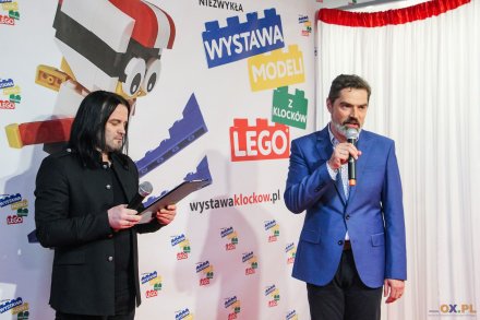 Prezes GS " Samopomoc Chłopska" z organizatorem wystawy/fot.ox.pl/Bartłomiej Kukucz